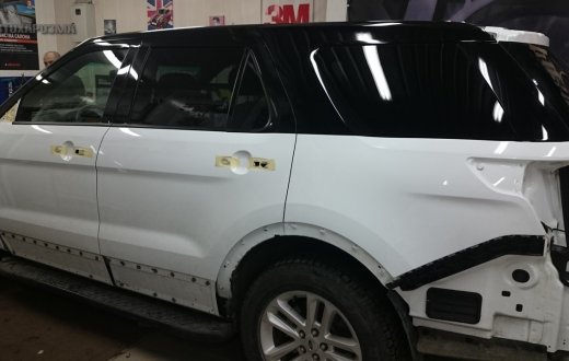 FORD EXPLORER