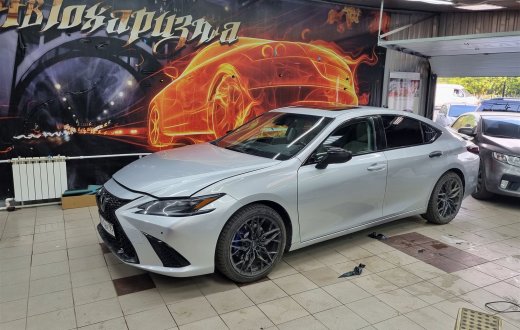 LEXUS ES — смена цвета