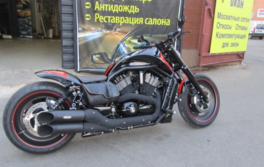 HARLEY DAVIDSON