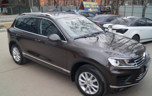 VOLKSWAGEN TOUAREG